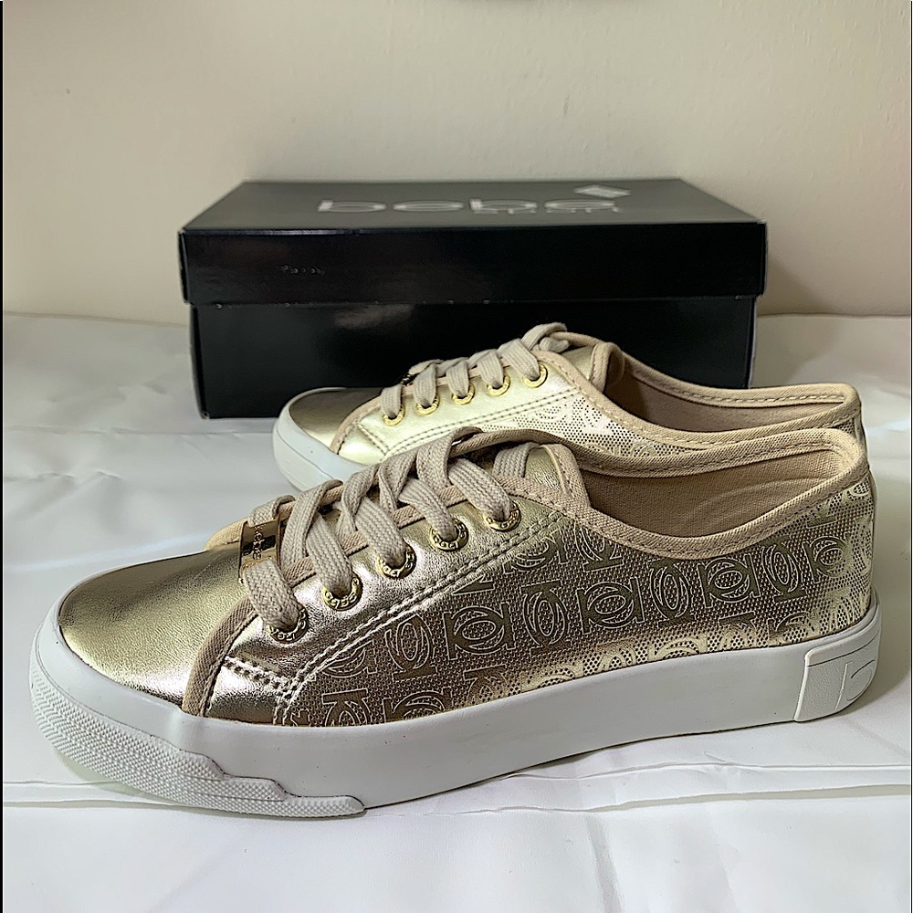 BEBE Sneaker